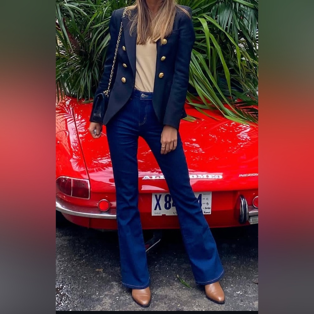 L’AGENCE Flared Jeans